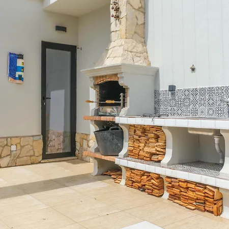 Casa Talay 4 Bedroom Pool - Meia Beach, Villa