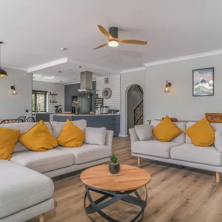 Villa Casa Talay 4 Bedroom Pool - Meia Beach,