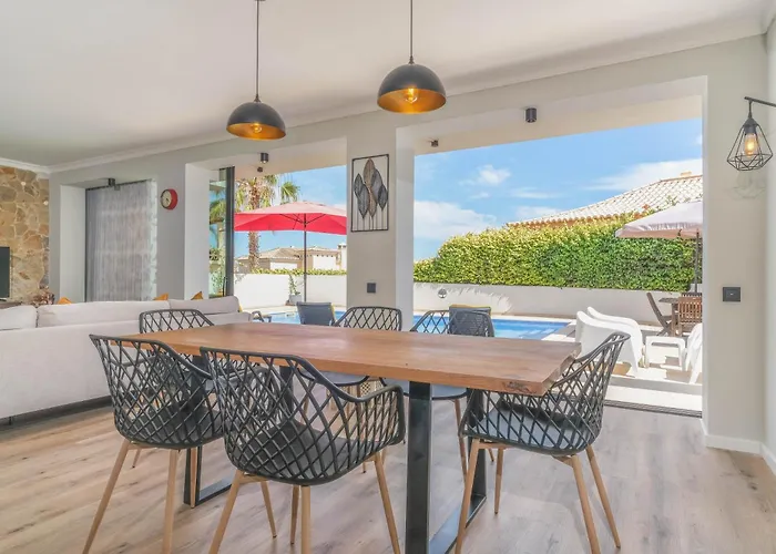 Casa Talay 4 Bedroom Pool - Meia Beach, 别墅 *
