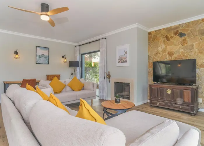 Casa Talay 4 Bedroom Pool - Meia Beach, 拉哥斯